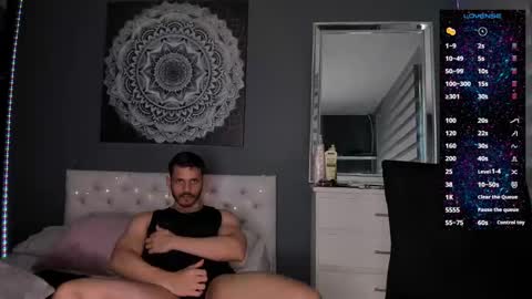 Tian Zilac online show from October 30, 9:37 pm