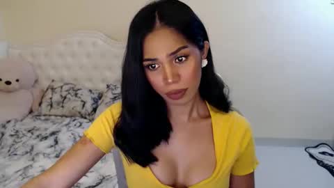 tiara online show from October 14, 2:01 am