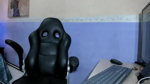 Tiara online show from May 12, 11:46 pm