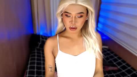 Sam online show from October 11, 6:50 pm