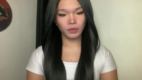 Snapshot of tiaragodhere chatting on July 10, 2:27 am Ms. Tiara online show from July 10, 2:27 am