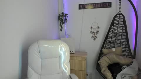 Tiarha online show from December 30, 4:42 am