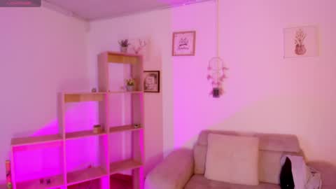 Tiarha online show from January 15, 10:38 am