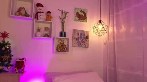 Tiarha online show from November 16, 4:07 am