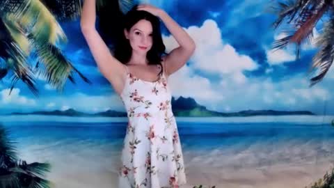 Snapshot of ticketshow chatting on February 3, 1:04 am ticketshow online show from February 3, 1:04 am