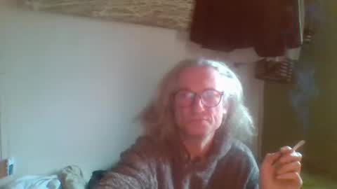 Snapshot of tiddles12345 chatting on April 14, 2:23 pm tiddles12345 online show from April 14, 2:23 pm