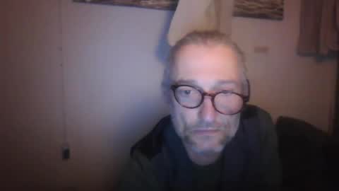 tiddles12345 online show from July 27, 6:20 am