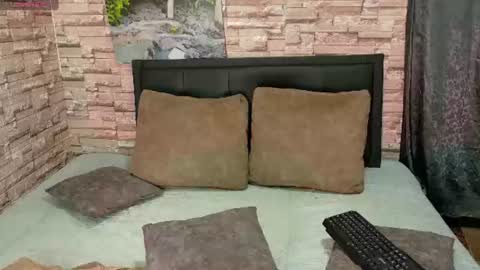 Snapshot of tifanny_fiire chatting on July 8, 10:42 am leidy online show from July 8, 10:42 am