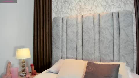 Tiff3 online show from November 10, 8:19 pm