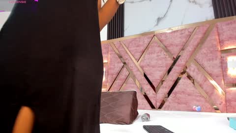 Tifanny online show from January 29, 6:28 pm