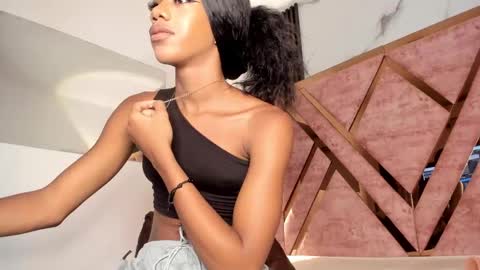 Tifanny online show from September 19, 7:03 pm