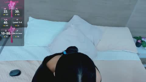    online show from February 25, 10:19 pm