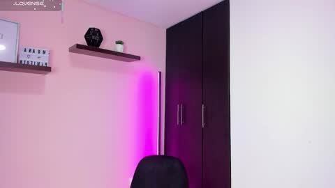 Tifany  online show from September 24, 9:29 pm