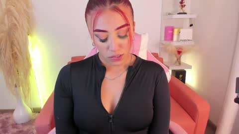 Tiffany online show from February 4, 3:45 am