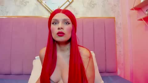 tifanysuarez online show from June 3, 8:58 pm