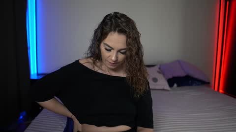 Tiffany online show from February 8, 12:28 am