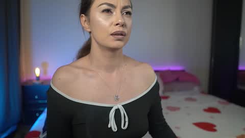 Tiffany online show from January 6, 9:29 pm