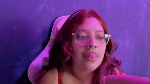 Snapshot of tiffany_bigboobs chatting on January 11, 10:40 pm tiffany_bigboobs online show from January 11, 10:40 pm