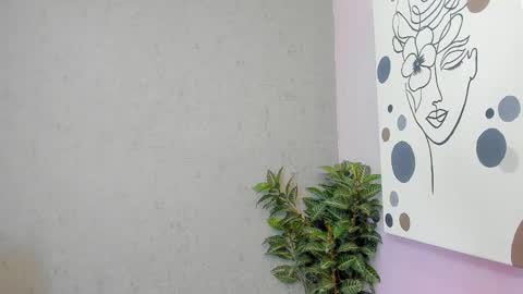 tiffany_mendez online show from February 4, 12:00 pm