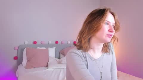 Snapshot of tiffany_roy chatting on February 20, 2:51 am tiffany_roy online show from February 20, 2:51 am