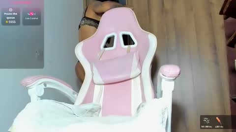 Snapshot of tiffany_sexy_trans chatting on October 19, 2:12 am Tiffany online show from October 19, 2:12 am