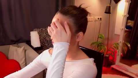 Tiffany online show from November 30, 12:31 pm