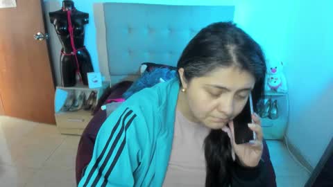 TiffanyAmazing online show from December 15, 12:42 pm