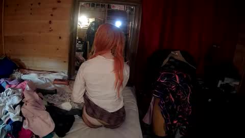 tiffanycase384727 online show from March 21, 5:12 am