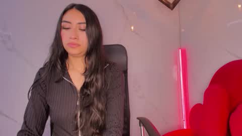 Snapshot of tiffanydream8 chatting on February 20, 9:48 pm TiffanyDream8 online show from February 20, 9:48 pm