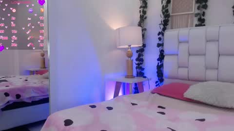  Tiffany  online show from November 26, 7:48 pm