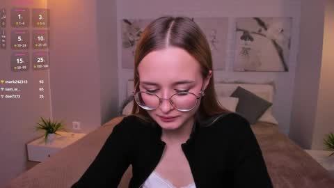 Tiffany online show from February 3, 5:03 pm