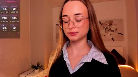 Tiffany online show from November 10, 1:10 pm