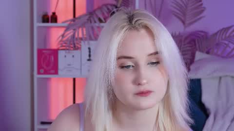 Snapshot of tiffanyjons chatting on February 1, 5:44 pm tiffanyjons online show from February 1, 5:44 pm