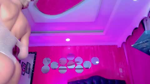 tiffanymackensyy69 online show from February 21, 1:28 am