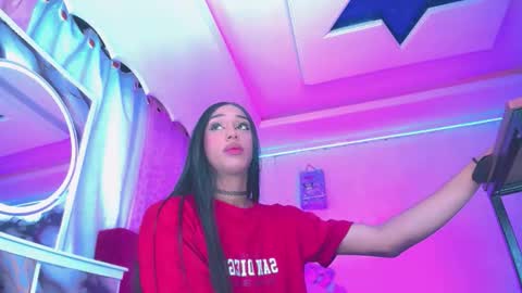 tiffanymackensyy69 online show from May 31, 1:25 am