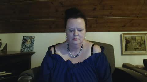 Snapshot of tiffanymature chatting on May 4, 9:11 pm TiffanyMature online show from May 4, 9:11 pm