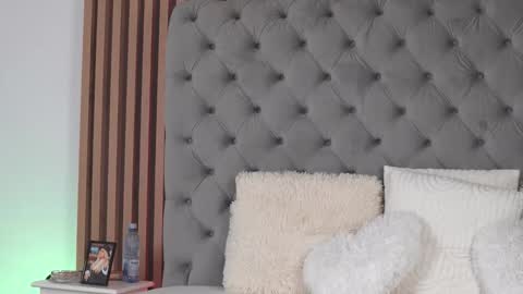 Snapshot of tiffanymaze chatting on May 20, 4:07 am Ilaria online show from May 20, 4:07 am
