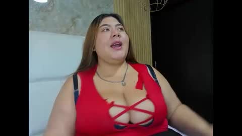 TiffanyMonrow online show from April 3, 1:20 pm