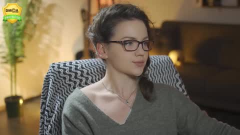 tiffanyriox online show from January 9, 12:46 am