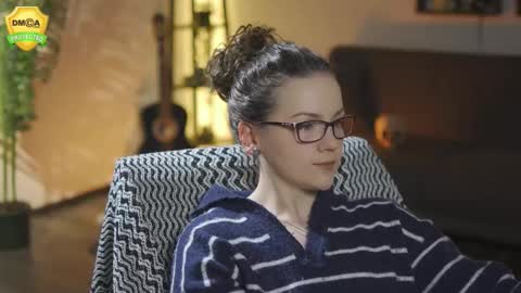 tiffanyriox online show from March 28, 12:54 am