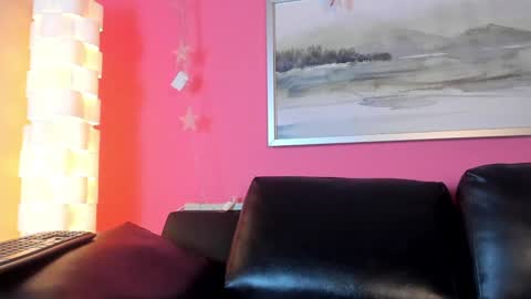 Stefany Suarez online show from January 24, 4:39 pm