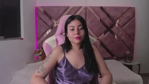 Ana online show from March 5, 9:33 pm