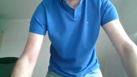 Snapshot of tigerjow941808 chatting on October 26, 10:43 am tigerjow941808 online show from October 26, 10:43 am