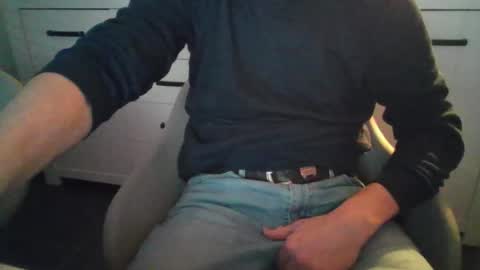 tigerjow941808 online show from February 1, 4:38 pm