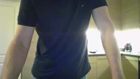 Snapshot of tigerjow941808 chatting on March 11, 6:19 am tigerjow941808 online show from March 11, 6:19 am