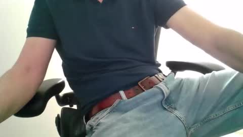 Snapshot of tigerjow941808 chatting on March 18, 1:03 pm tigerjow941808 online show from March 18, 1:03 pm