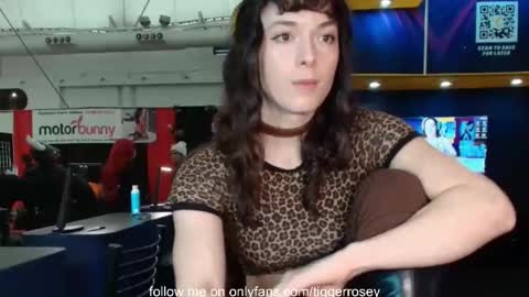   All my Links online show from February 7, 9:29 pm