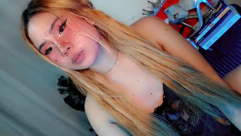 tight_elliana online show from July 8, 2:32 pm