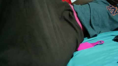 tight_pussie online show from April 13, 10:37 pm