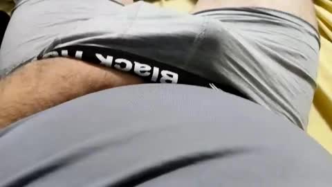 Snapshot of tightsmanuk91 chatting on December 1, 1:16 pm Tightsmaleuk.pantyhosehairymale online show from December 1, 1:16 pm